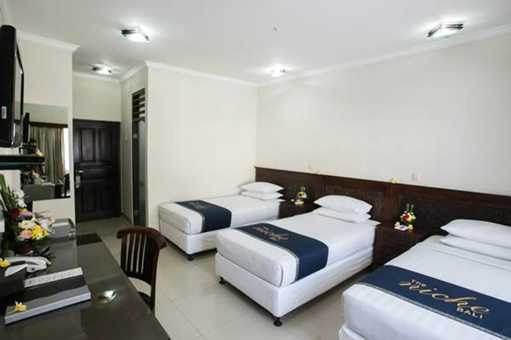 The Niche Bali Hotel Legian Buitenkant foto