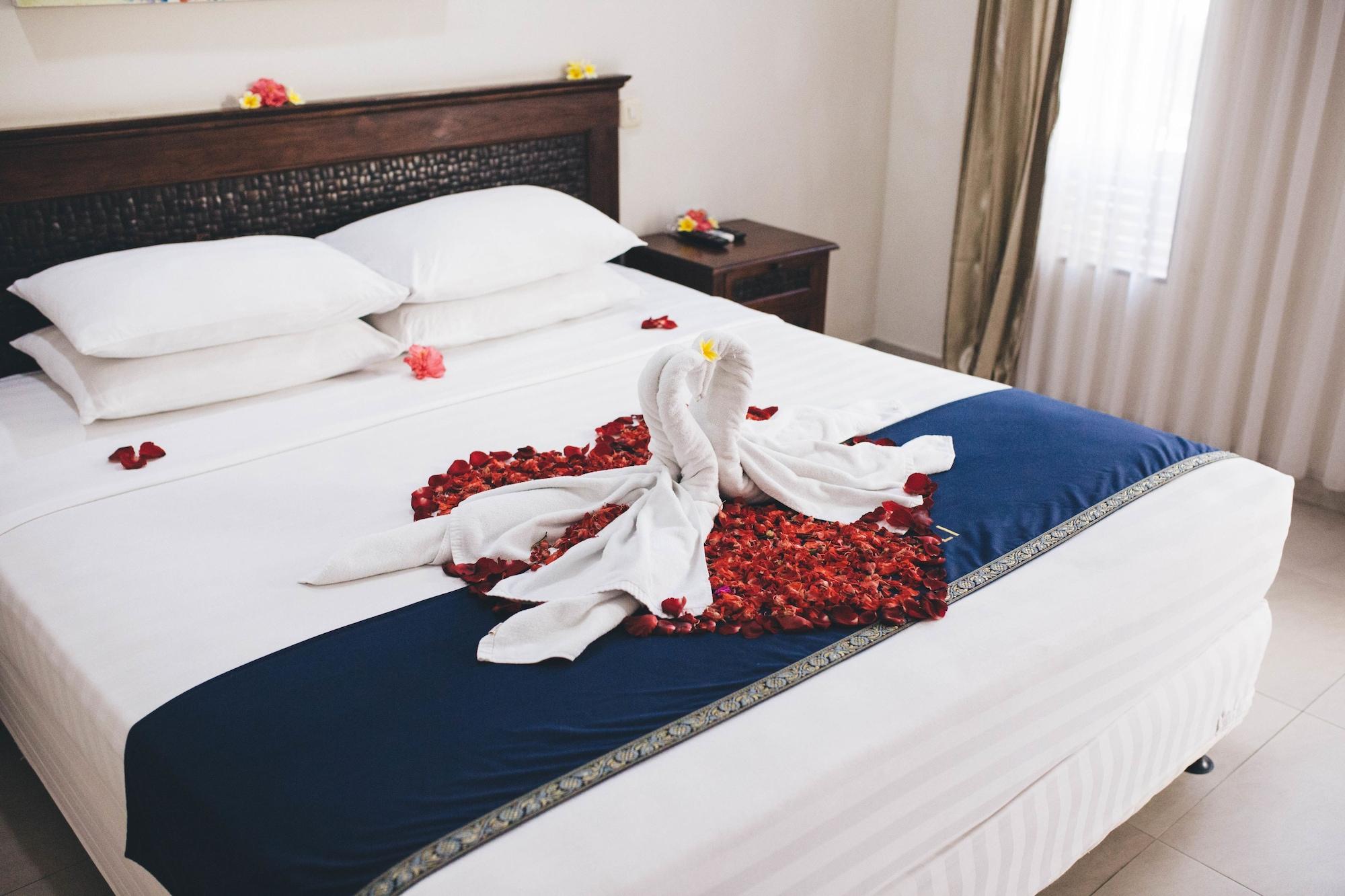 The Niche Bali Hotel Legian Buitenkant foto