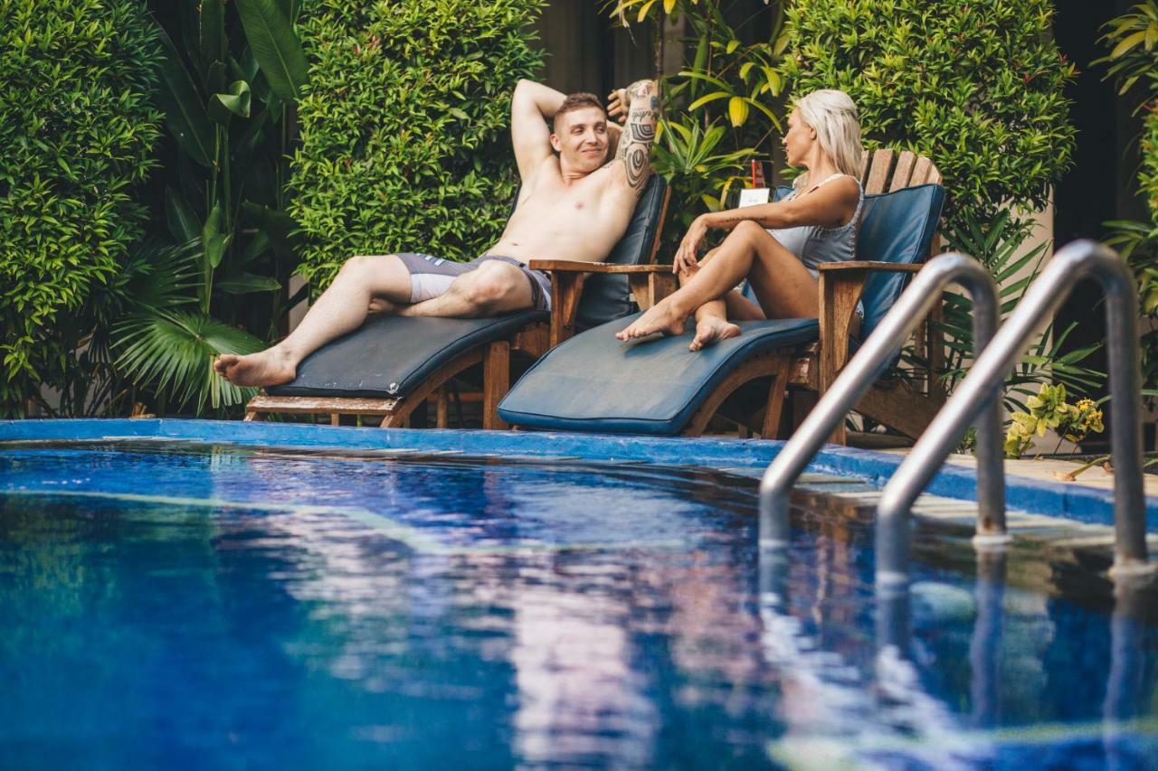 The Niche Bali Hotel Legian Buitenkant foto
