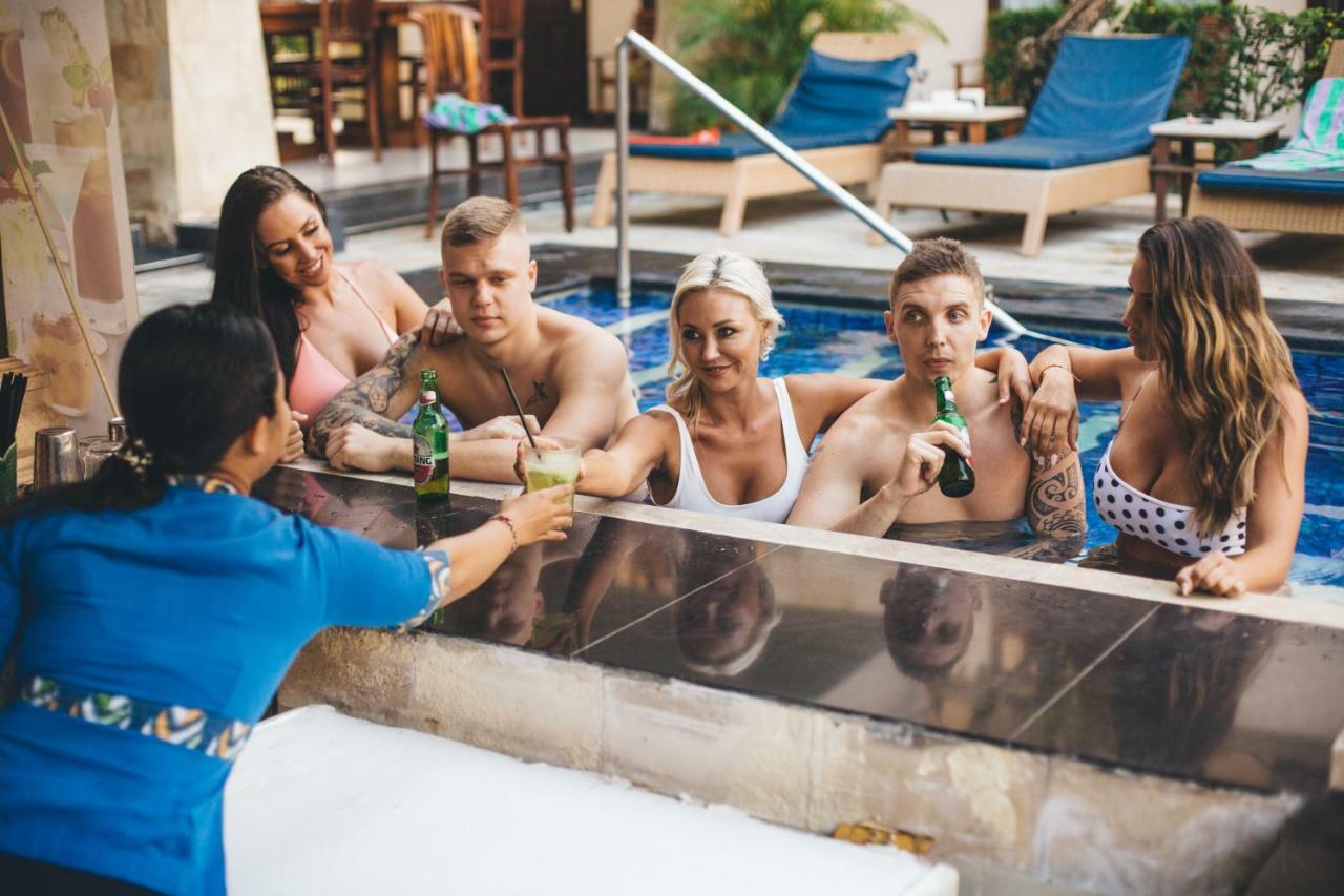 The Niche Bali Hotel Legian Buitenkant foto